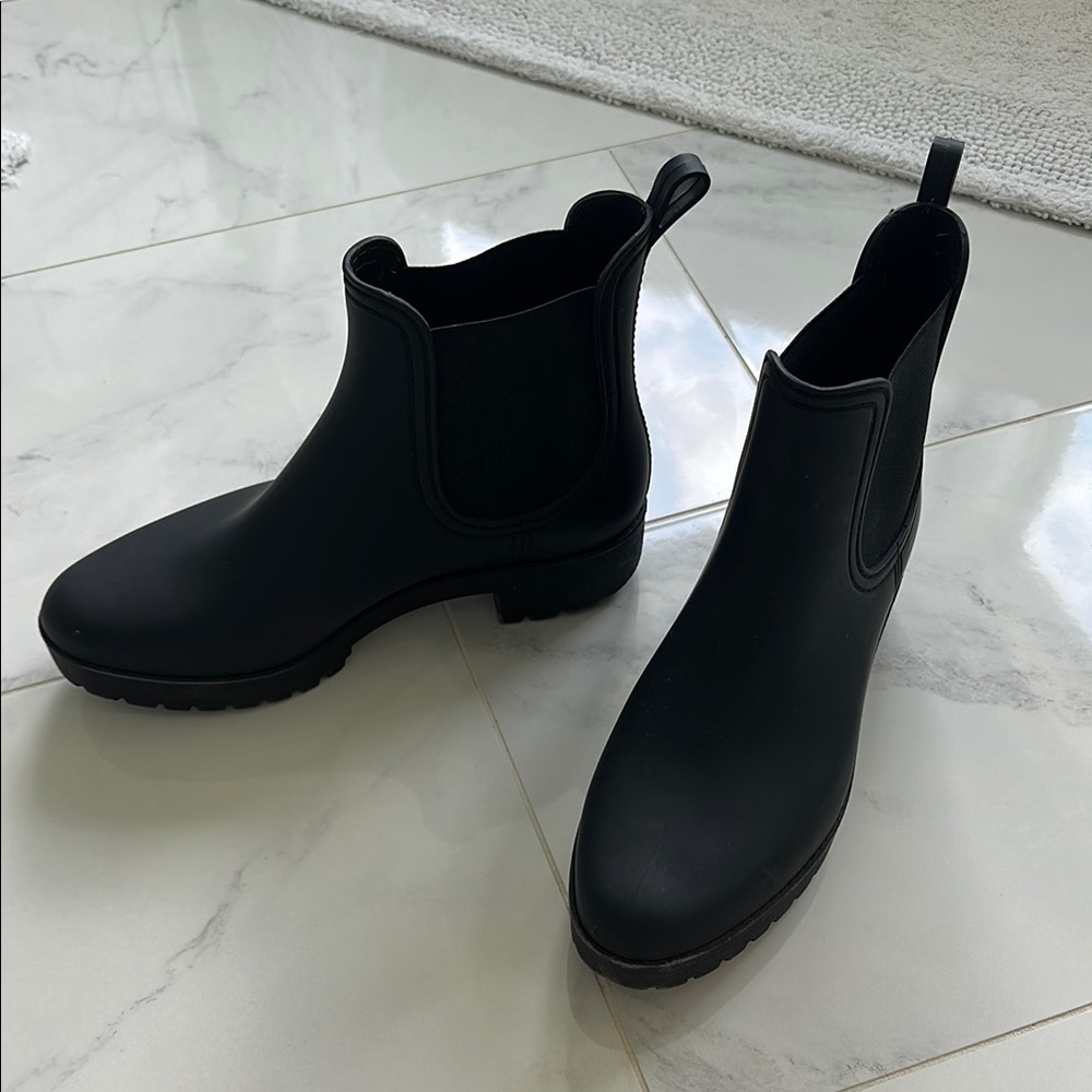 Blsck Jeffrey Campbell waterproof Chelsea boots